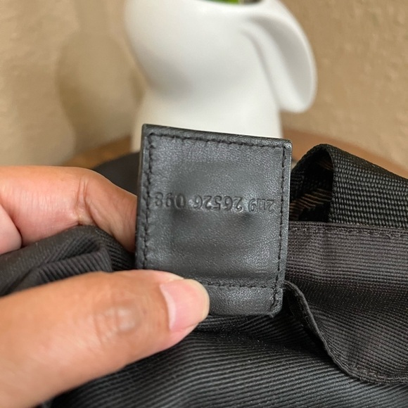 FENDI BUCKET TOTE - Picture 10 of 11